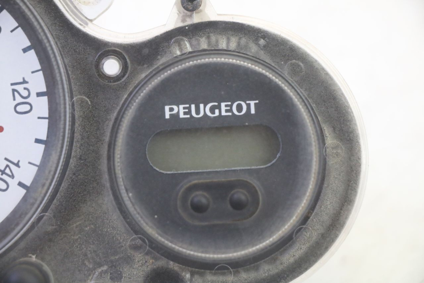 photo de SPEEDOMETER PEUGEOT ELYSEO 125 (1999 - 2004) - Alternative perspective