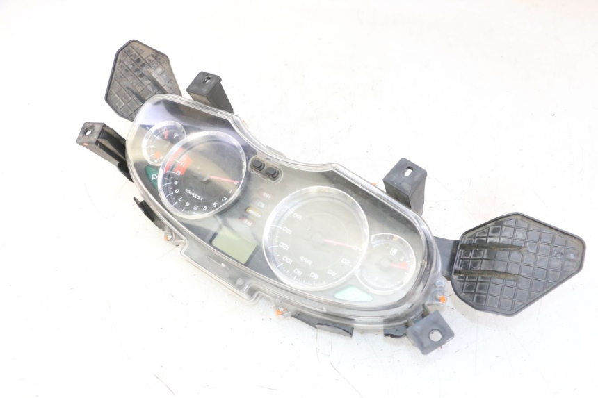 photo de SPEEDOMETER HONDA FES S-WING SWING ABS 125 (2007 - 2015)
