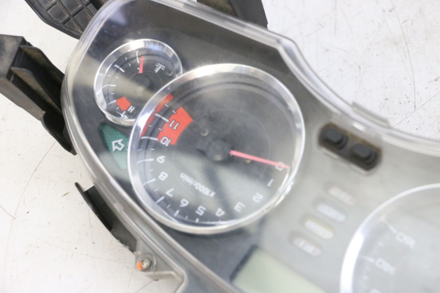photo de SPEEDOMETER HONDA FES S-WING SWING ABS 125 (2007 - 2015)
