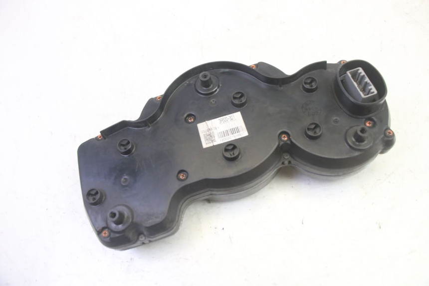 photo de SPEEDOMETER YAMAHA FJR ABS 1300 (2006 - 2012) - Checked used part