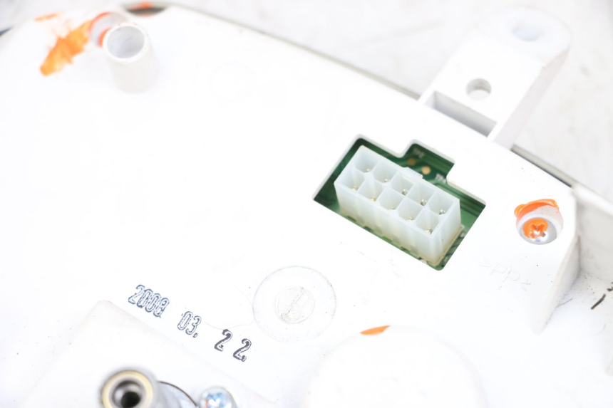 photo de SPEEDOMETER MBK FLAME X 125 (2007 - 2016) - Fixing points details