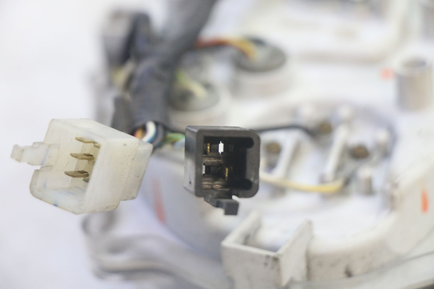 photo de SPEEDOMETER PIAGGIO FLY 4T 50 (2013 - 2017) - Distinctive features