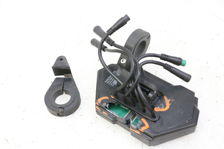 photo de SPEEDOMETER KUKIRIN G2 MASTER 1