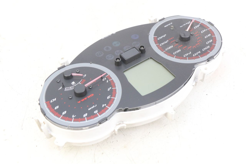 photo de SPEEDOMETER GILERA GP 800 (2007 - 2013)