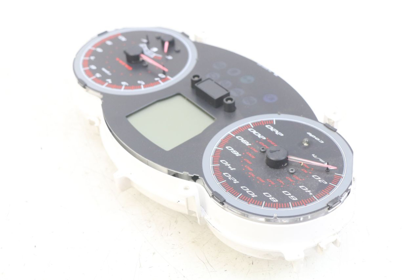 photo de SPEEDOMETER GILERA GP 800 (2007 - 2013)