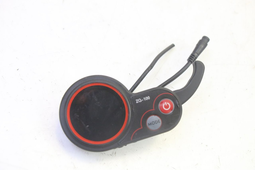 photo de SPEEDOMETER HITWAY H5 1