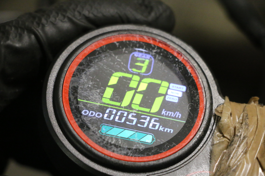 photo de SPEEDOMETER HITWAY H5 1