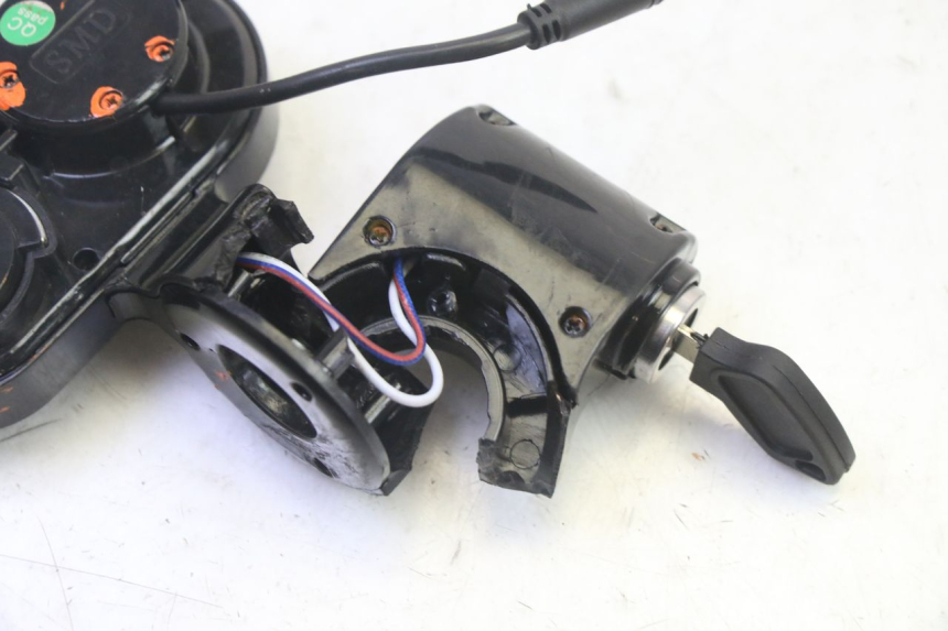 photo de SPEEDOMETER HITWAY H5 1