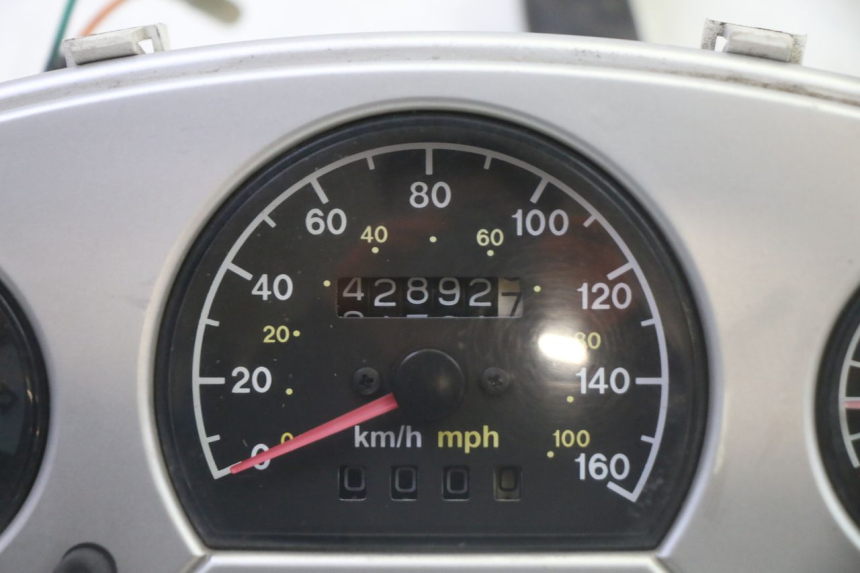 photo de SPEEDOMETER DAELIM HISTORY 125 (2001 - 2002)