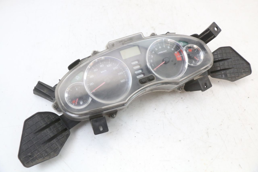 photo de SPEEDOMETER HONDA FES S-WING SWING ABS 125 (2007 - 2015)