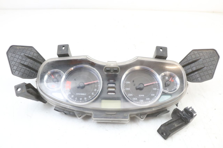 photo de SPEEDOMETER HONDA FES S-WING SWING ABS 125 (2007 - 2015)