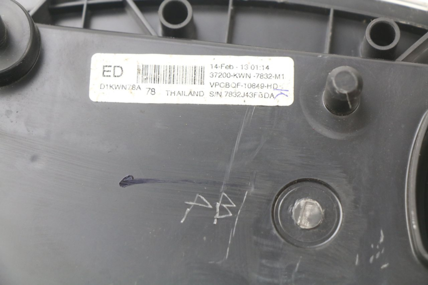 photo de SPEEDOMETER HONDA PCX (JF47) 125 (2012 - 2013)