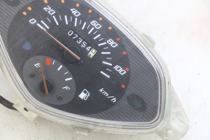 photo de SPEEDOMETER HONDA SCV LEAD 100 (2003 - 2007)