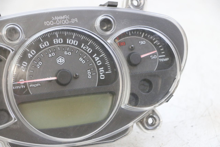 photo de SPEEDOMETER PIAGGIO IE MP3 YOURBAN 300 (2011 - 2016)