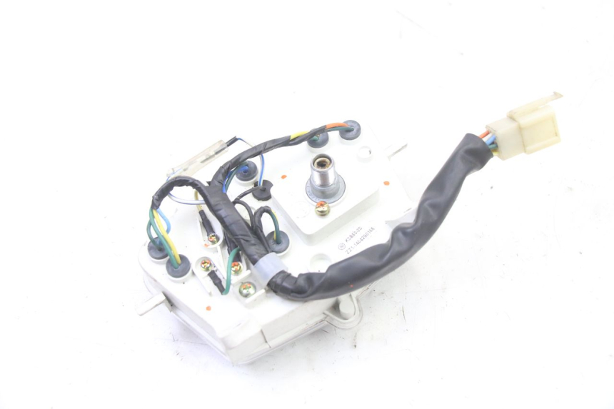 photo de SPEEDOMETER PEUGEOT KISBEE 2T 50 (2010 - 2017)