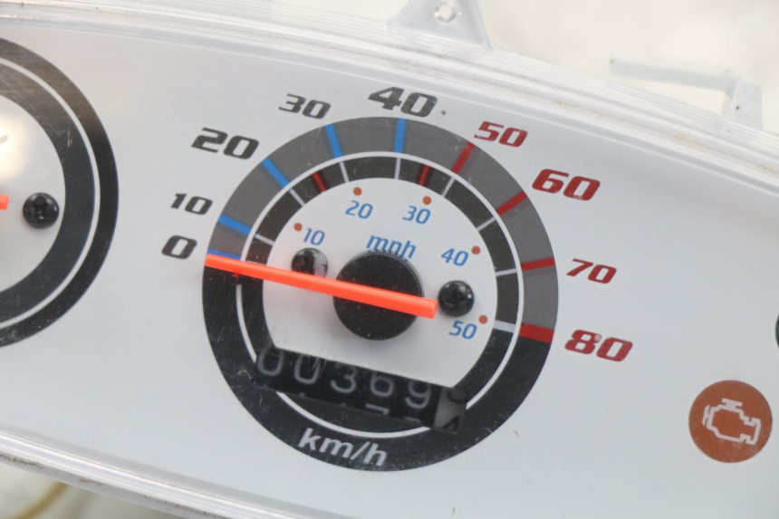 photo de SPEEDOMETER MASH LEGEND'R 4T 50 (2021 - 2025)