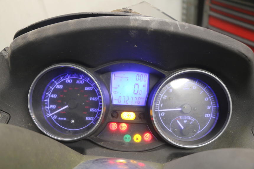 photo de SPEEDOMETER PIAGGIO MP3 LT 400 (2007 - 2012)