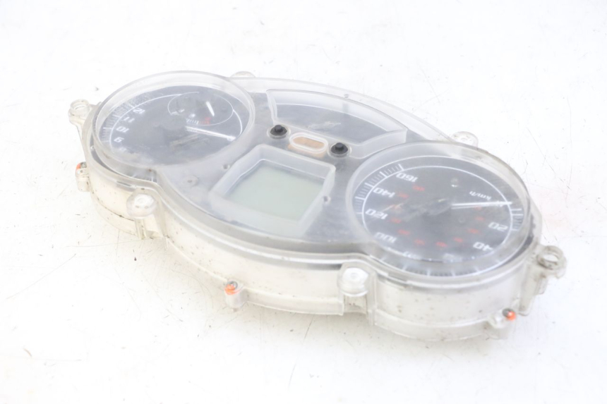 photo de SPEEDOMETER PIAGGIO MP3 LT 300 (2010 - 2016) - Technical close-up
