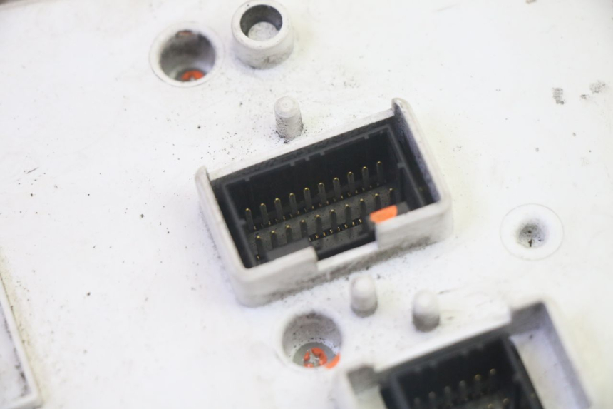 photo de SPEEDOMETER PIAGGIO MP3 125 (2006 - 2014)