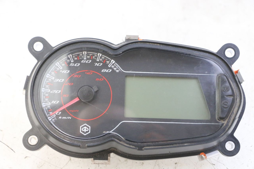 photo de SPEEDOMETER PIAGGIO NEW TYPHOON 50 (2018 - 2021)