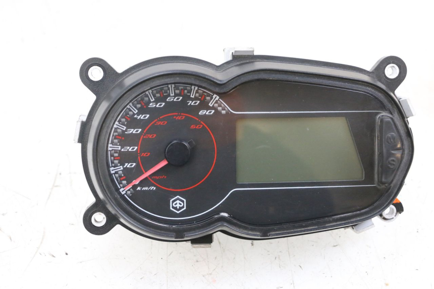 photo de SPEEDOMETER PIAGGIO NEW TYPHOON 50 (2018 - 2021) - Main view