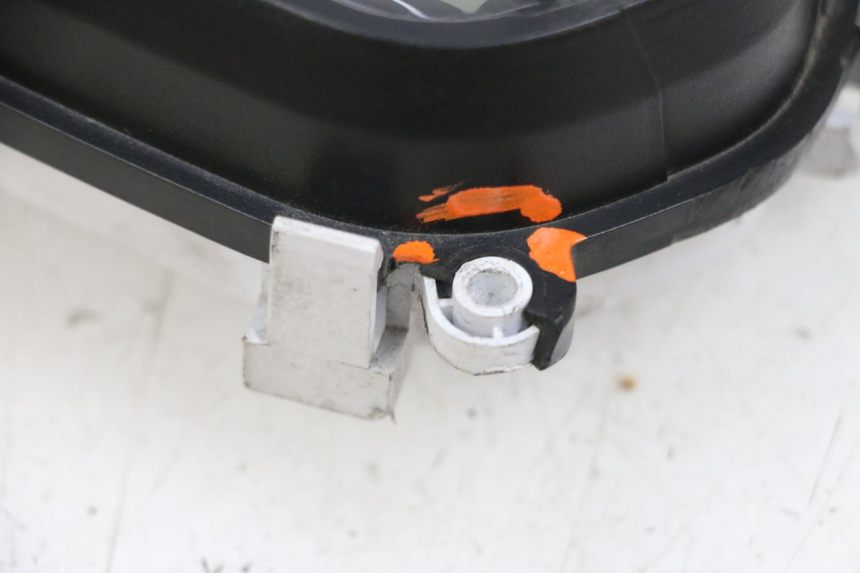 photo de SPEEDOMETER PIAGGIO NEW TYPHOON 50 (2018 - 2021) - High-resolution close-up