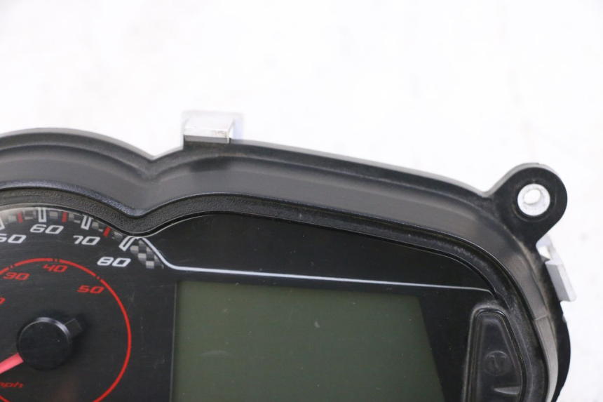 photo de SPEEDOMETER PIAGGIO NEW TYPHOON 50 (2018 - 2021) - Supplementary product photo