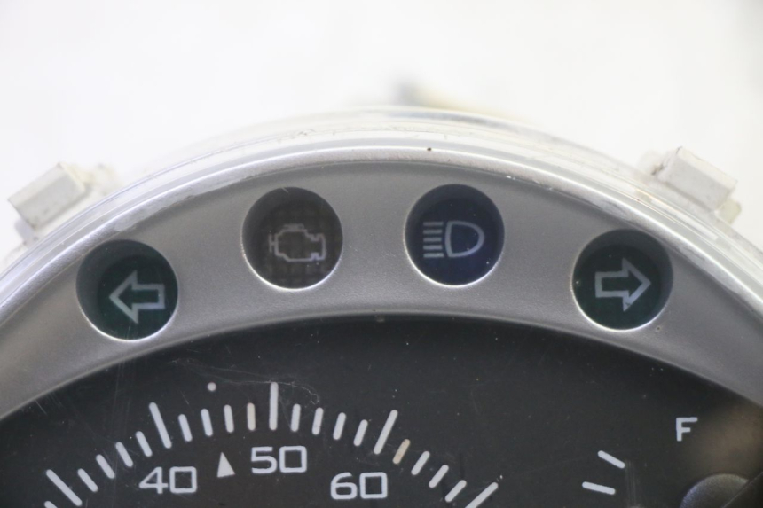 photo de SPEEDOMETER JM MOTORS OLDIES GT 4T 50 (2018 - 2025) - Zoom on usage condition