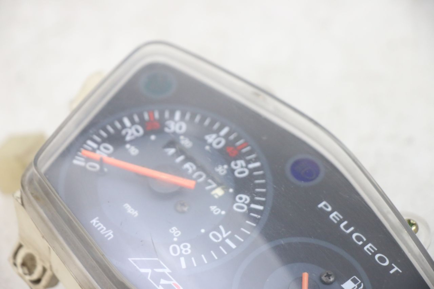 photo de SPEEDOMETER PEUGEOT KISBEE 4T 50 (2010 - 2017)