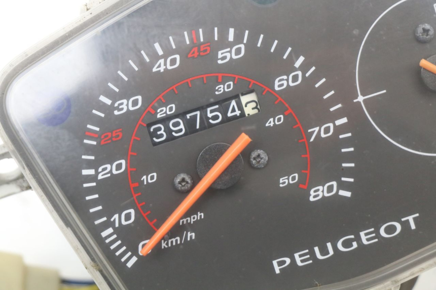 photo de SPEEDOMETER PEUGEOT KISBEE 4T 50 (2010 - 2017)