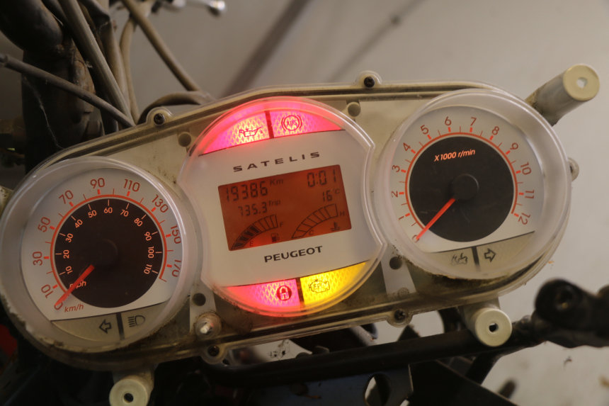 photo de SPEEDOMETER PEUGEOT SATELIS 125 (2010 - 2012)