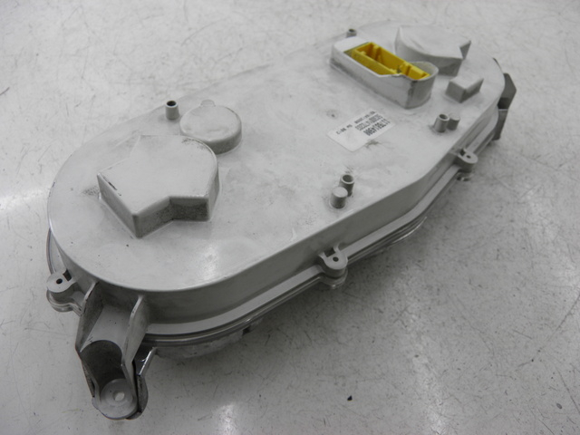 photo de SPEEDOMETER PEUGEOT SATELIS 125 (2006 - 2009)