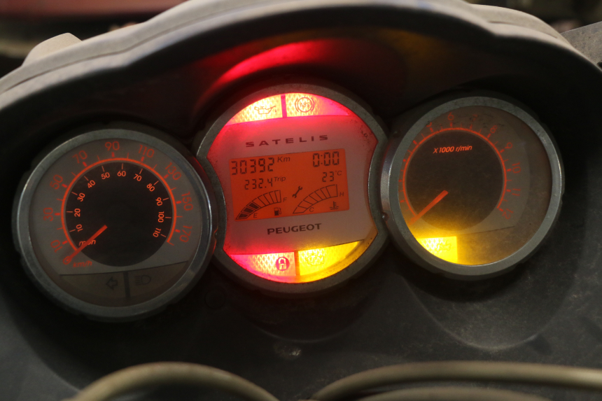 photo de SPEEDOMETER PEUGEOT SATELIS COMPRESSOR K15 125 (2006 - 2009)