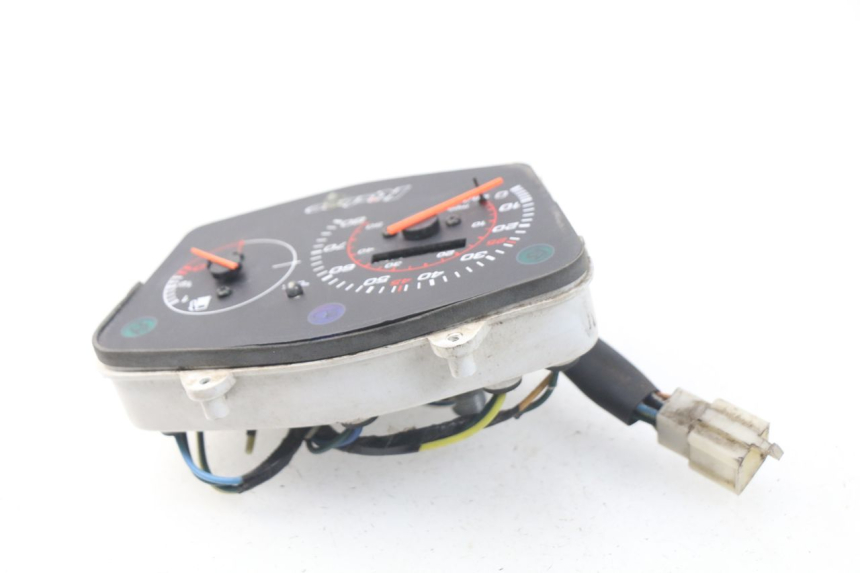 photo de SPEEDOMETER PEUGEOT STREETZONE 2T 50 (2014 - 2019)