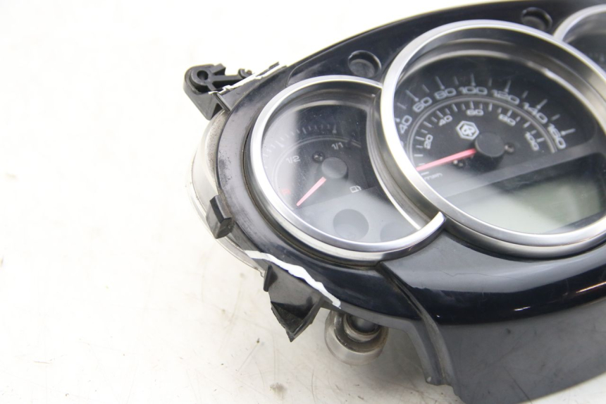 photo de SPEEDOMETER PIAGGIO BEVERLY 125 (2010 - 2015)