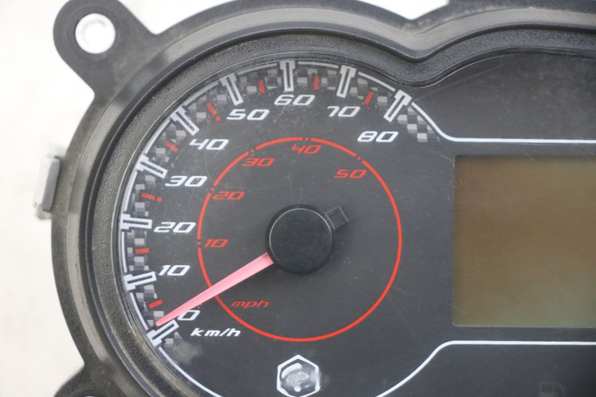 photo de SPEEDOMETER PIAGGIO NEW TYPHOON 50 (2018 - 2021)