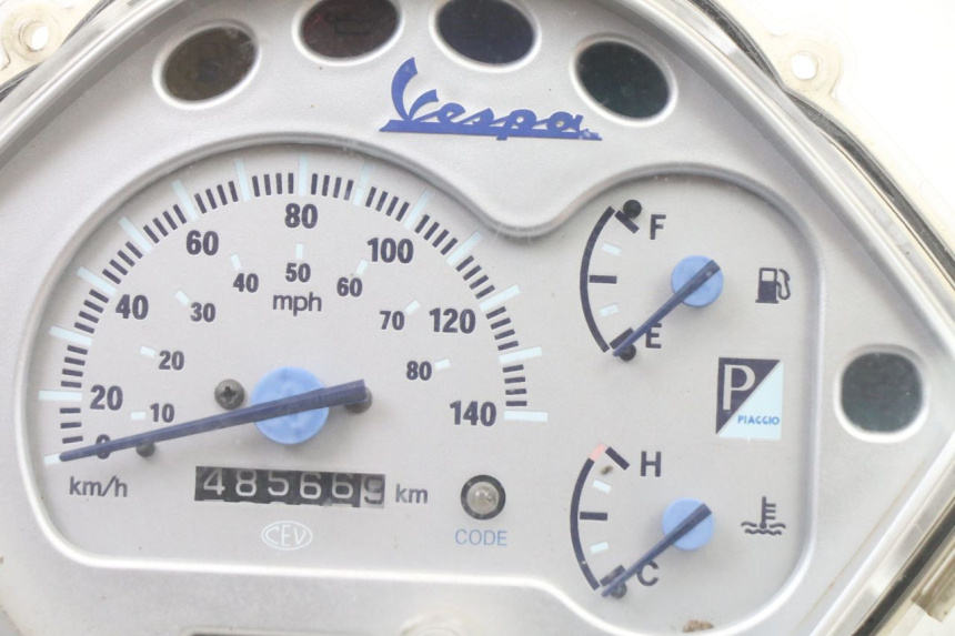 photo de SPEEDOMETER PIAGGIO VESPA GRANTURISMO 125 (2003 - 2007)