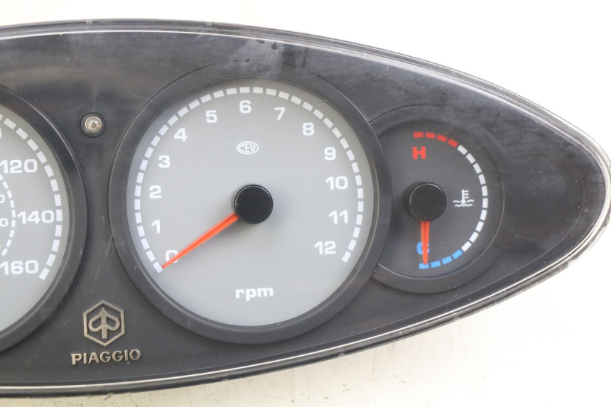 photo de SPEEDOMETER PIAGGIO X9 125 (2000 - 2003)