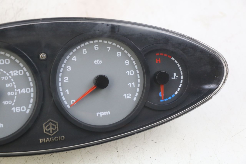 photo de SPEEDOMETER PIAGGIO X9 125 (2000 - 2003)