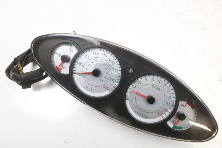 photo de SPEEDOMETER PIAGGIO X9 125 (2000 - 2003)