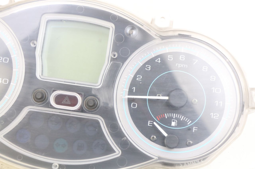 photo de SPEEDOMETER PIAGGIO XEVO - X EVO 125 (2007 - 2016)