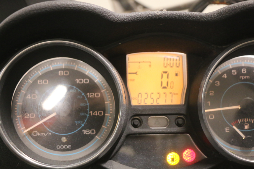 photo de SPEEDOMETER PIAGGIO XEVO - X EVO 125 (2007 - 2016)