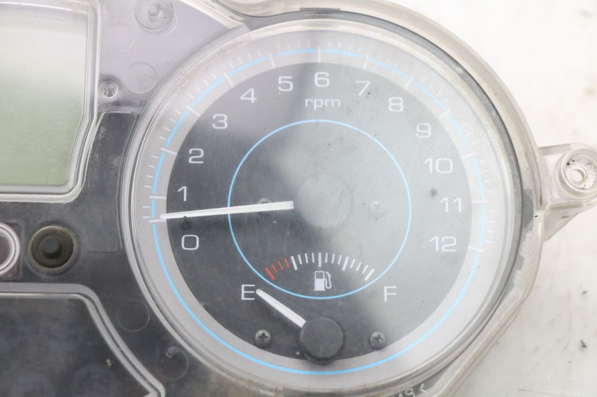 photo de SPEEDOMETER PIAGGIO XEVO - X EVO 125 (2007 - 2016)