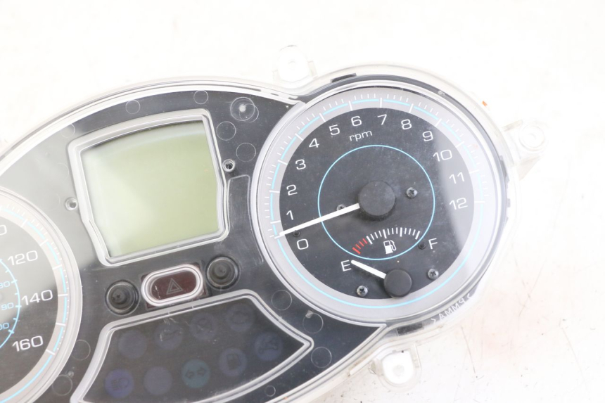 photo de SPEEDOMETER PIAGGIO XEVO - X EVO 125 (2007 - 2016)