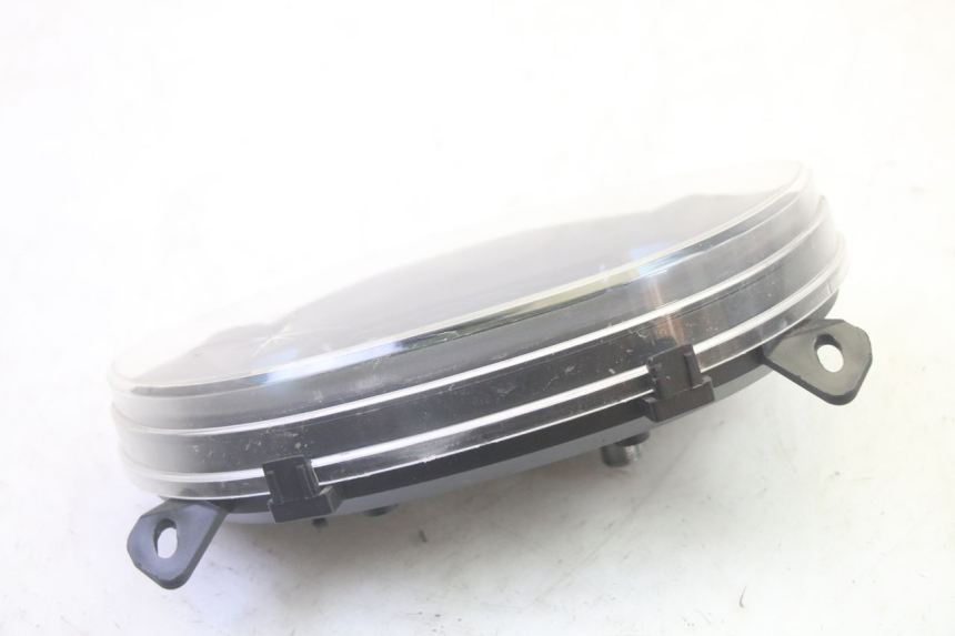 photo de SPEEDOMETER JM MOTORS SANTANA EVO 50 (2024 - 2026) - Technical close-up