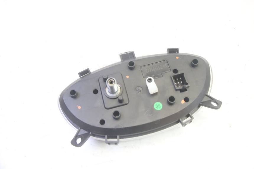 photo de SPEEDOMETER JM MOTORS SANTANA EVO 50 (2024 - 2026) - Fixing points details