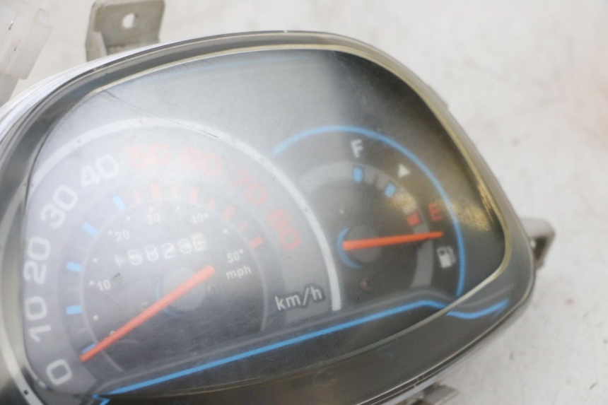 photo de SPEEDOMETER JM MOTORS SANTANA 50 (2014 - 2023) - Distinctive features