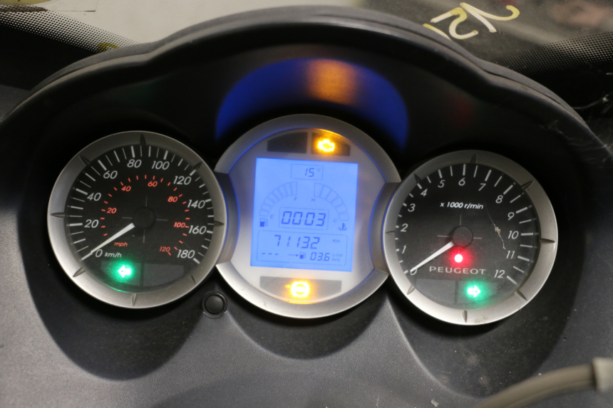 photo de SPEEDOMETER PEUGEOT SATELIS 125 (2010 - 2012)