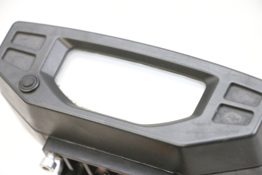 photo de SPEEDOMETER PEUGEOT SPEEDFIGHT 4 4T EFI 50 (2021 - 2025) - Product overview