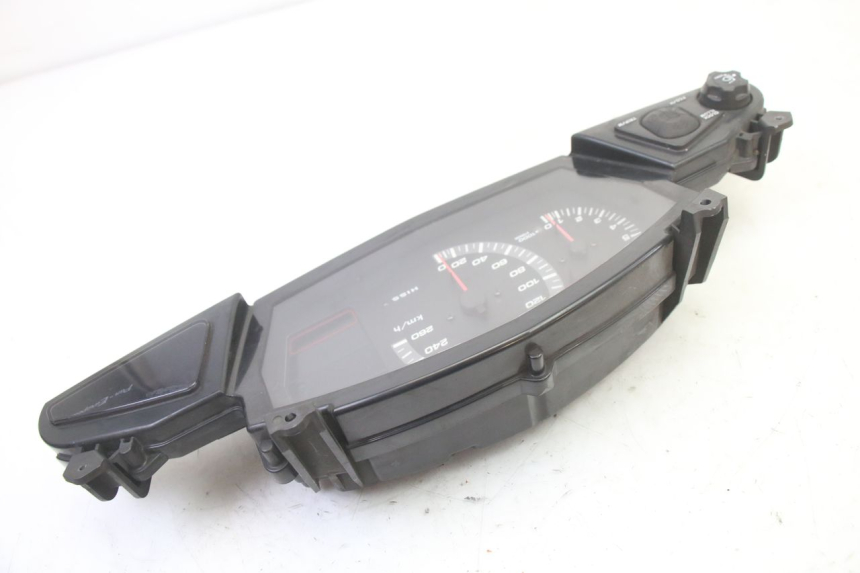 photo de SPEEDOMETER HONDA ST PAN EUROPEAN 1300 (2002 - 2013)